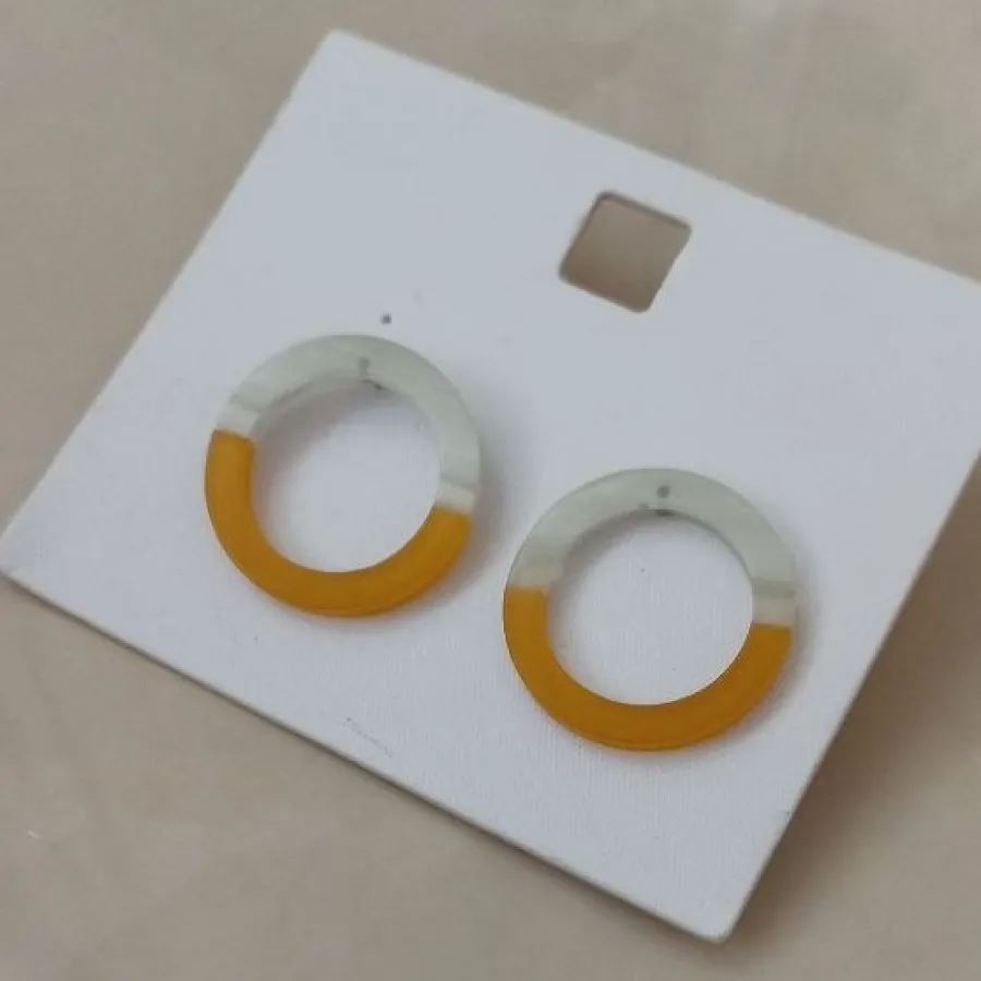 گوشواره جذاب و زیبا