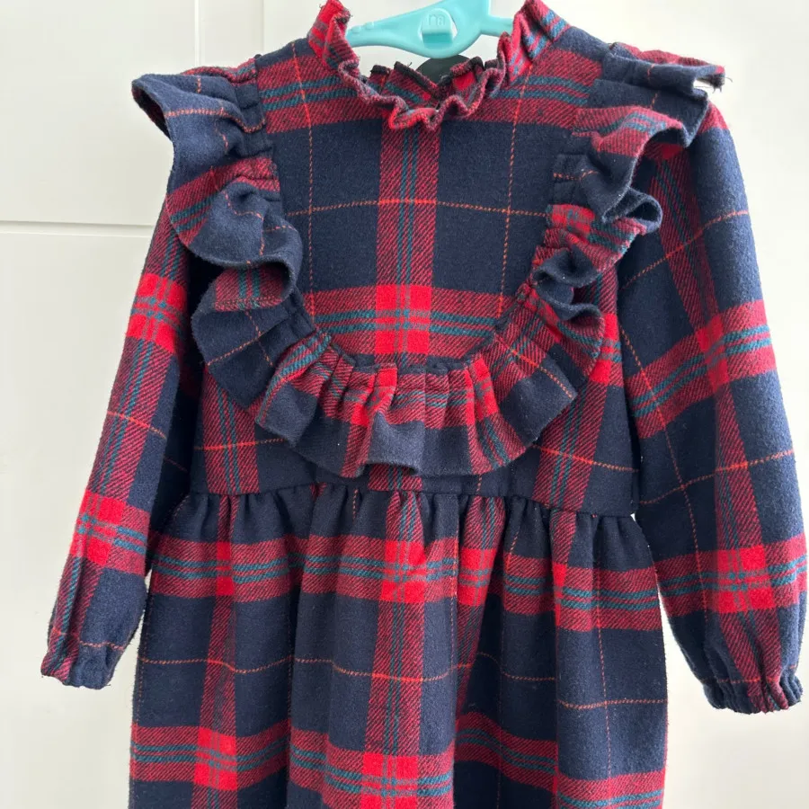 پیراهن دخترونه