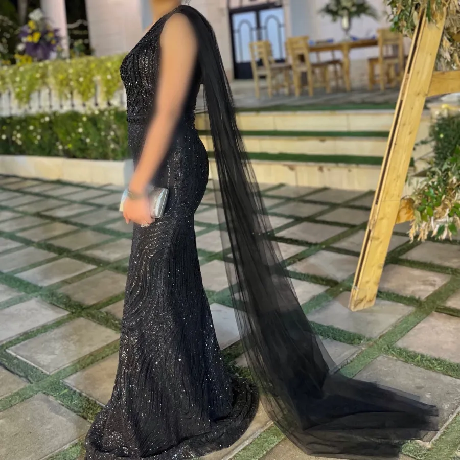 پیراهن یقه رومی