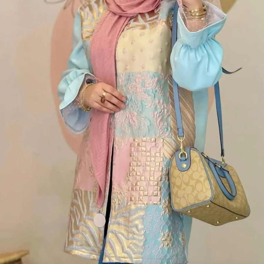 مانتو ژاکارد