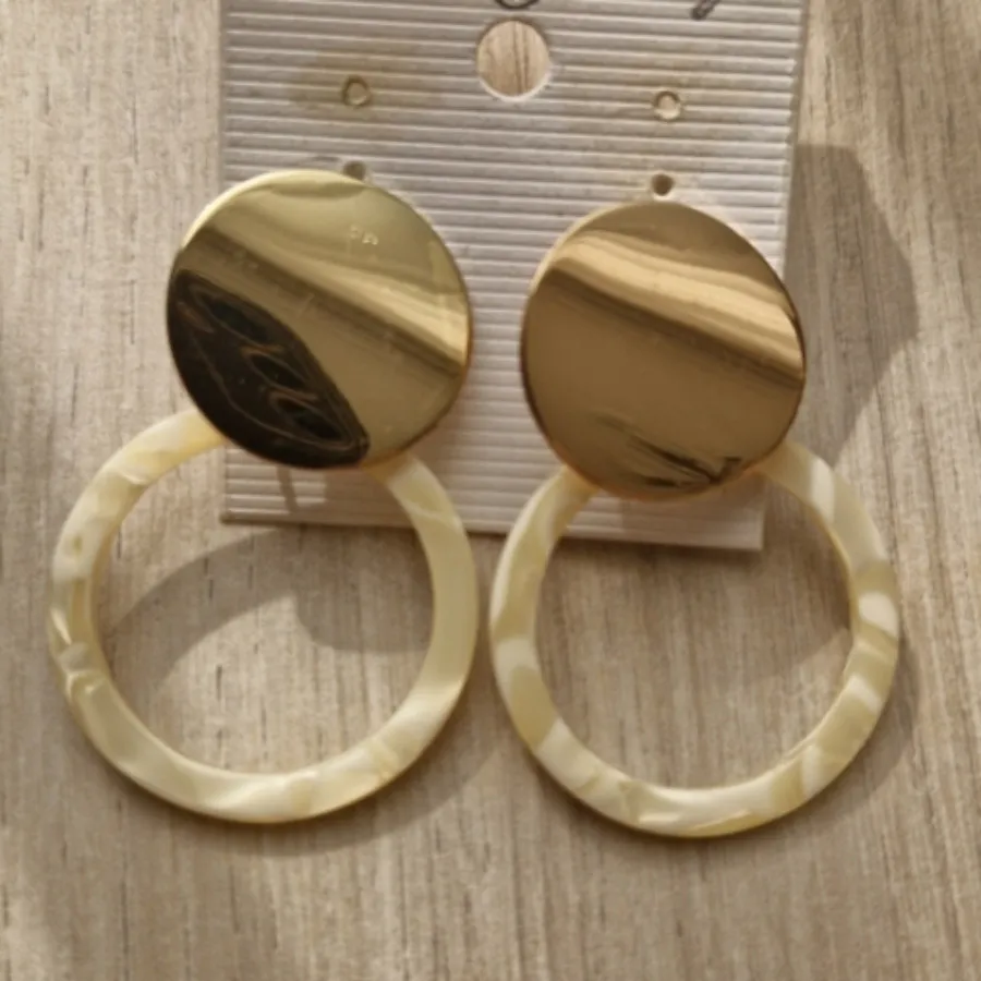 گوشواره زنانه