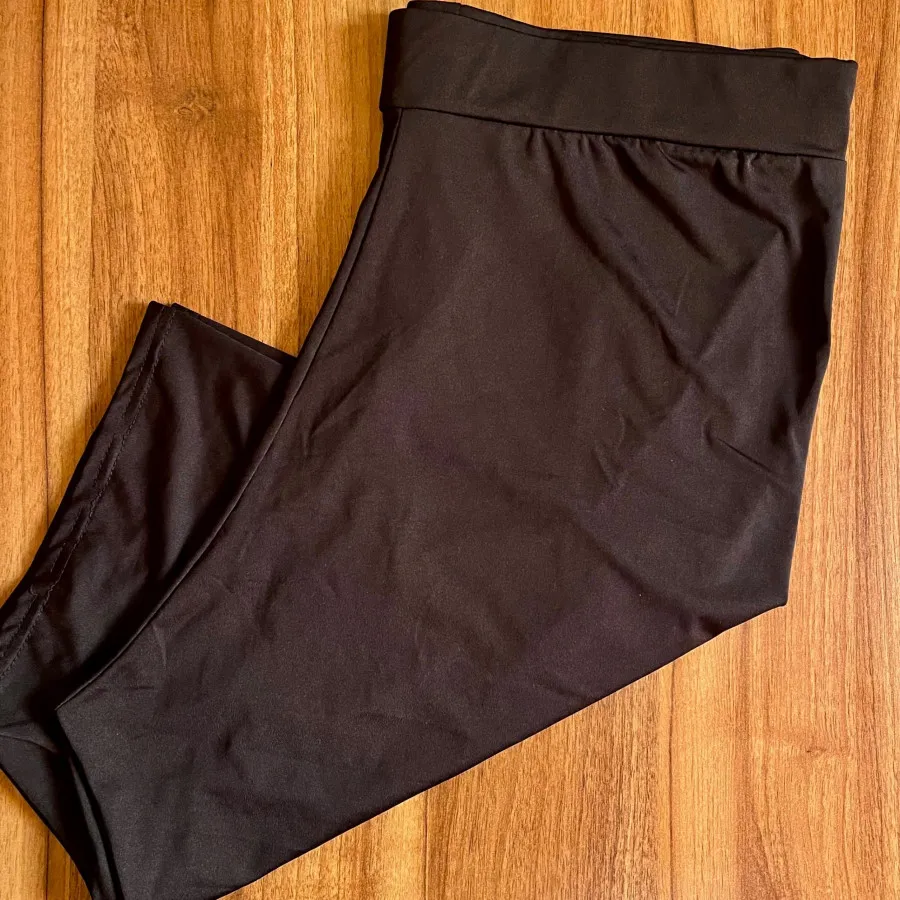 شلوارک ورزشی PLT