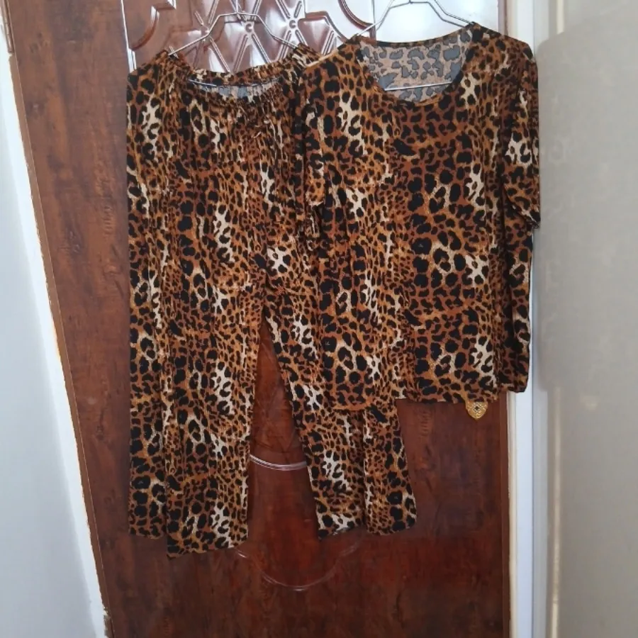 تی شرت شلوار پلنگی