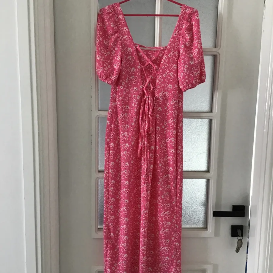 پیراهن پشت باز