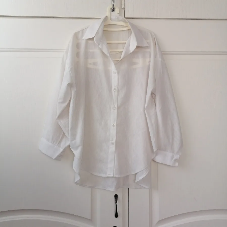 مانتو حریر سفید راه راه