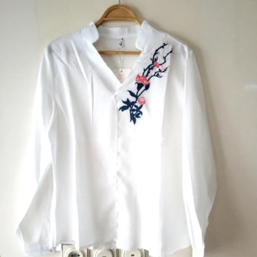 شومیز مجلسی گلدوزی شده