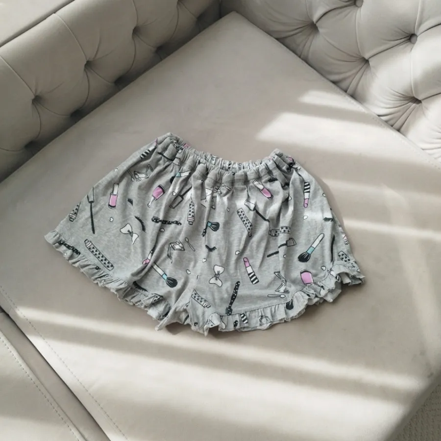 شلوارک دامنی