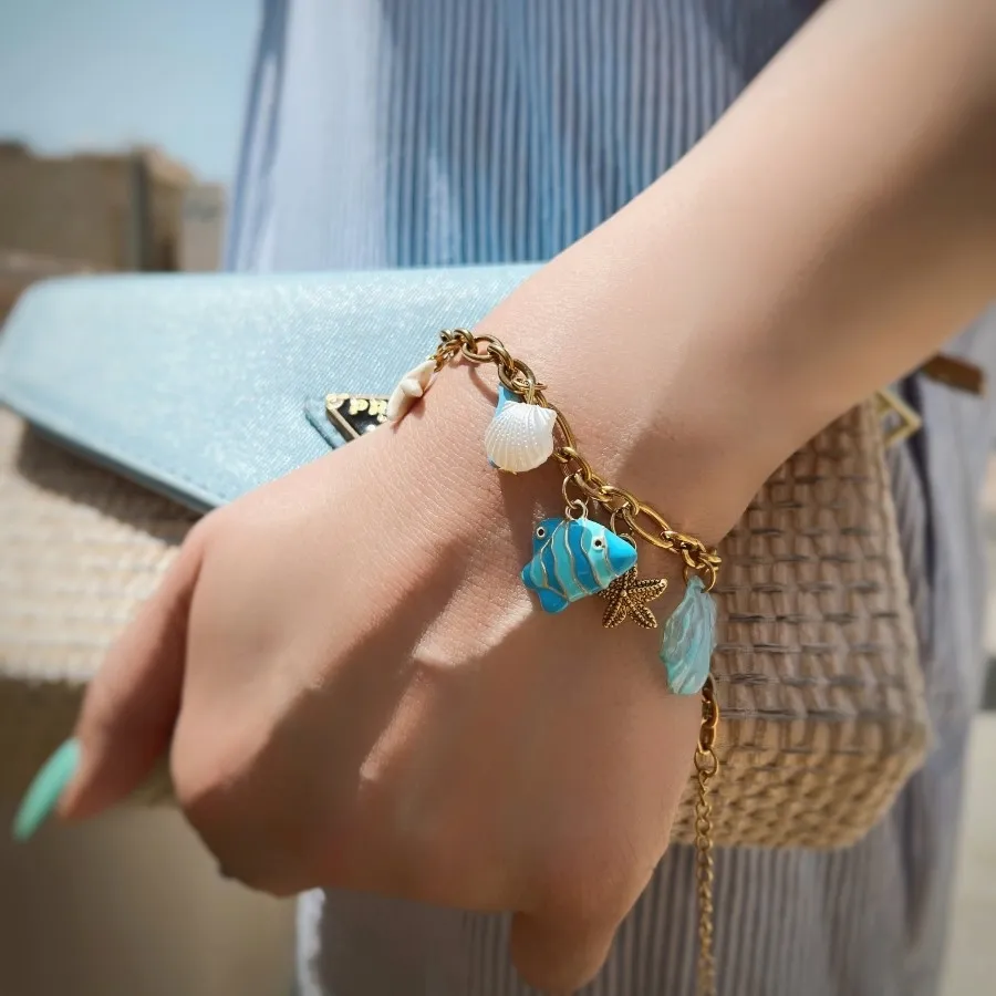 دستبند های چارم