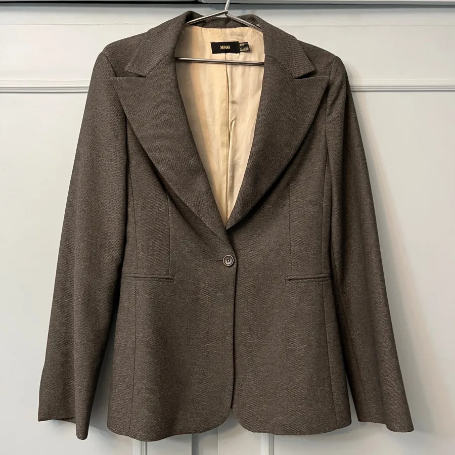 کت منگو نو سایز 38