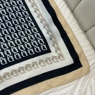 شال مارک دیور