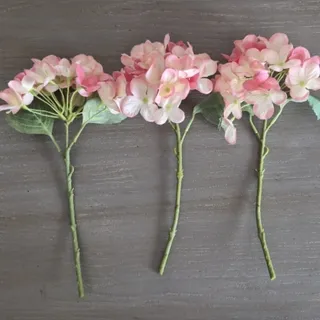 گل مصنوعی هورتانسیا