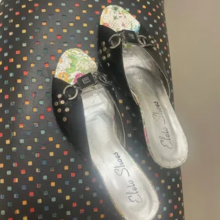 کفش مشکی چرم