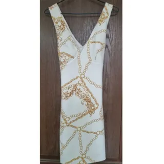 پیراهن مجلسی سفید طلایی