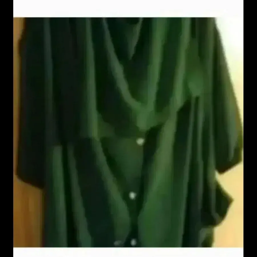 مانتو جلو بسته