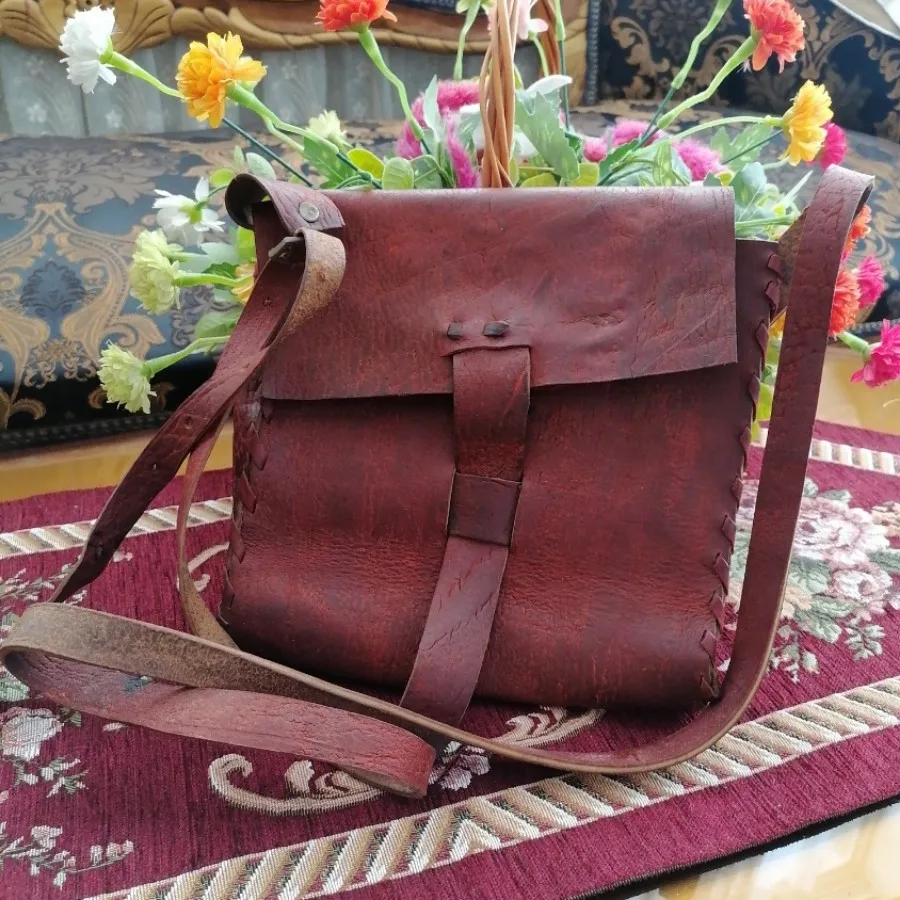 کیف دست دوز