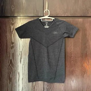 تی شرت ورزشی