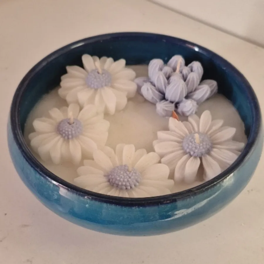 شمع رایحه گل های بهشتی