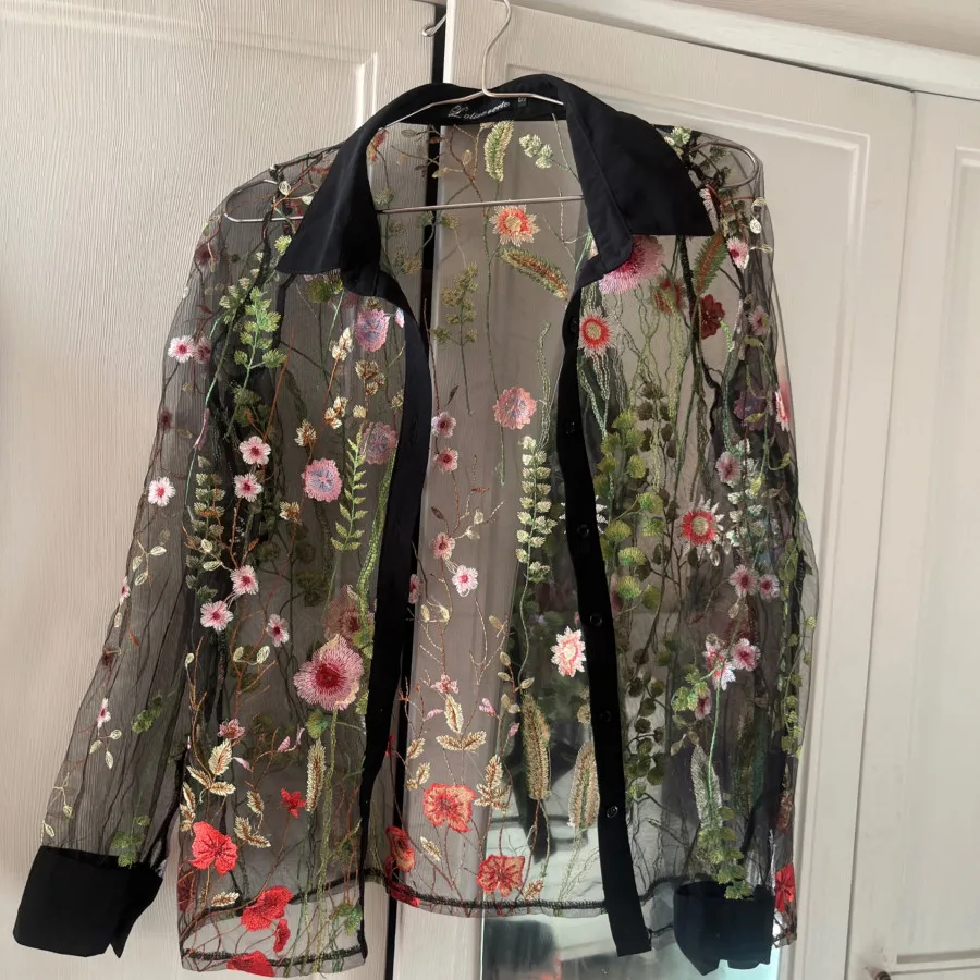 شومیز شیشه ای گلدوزی