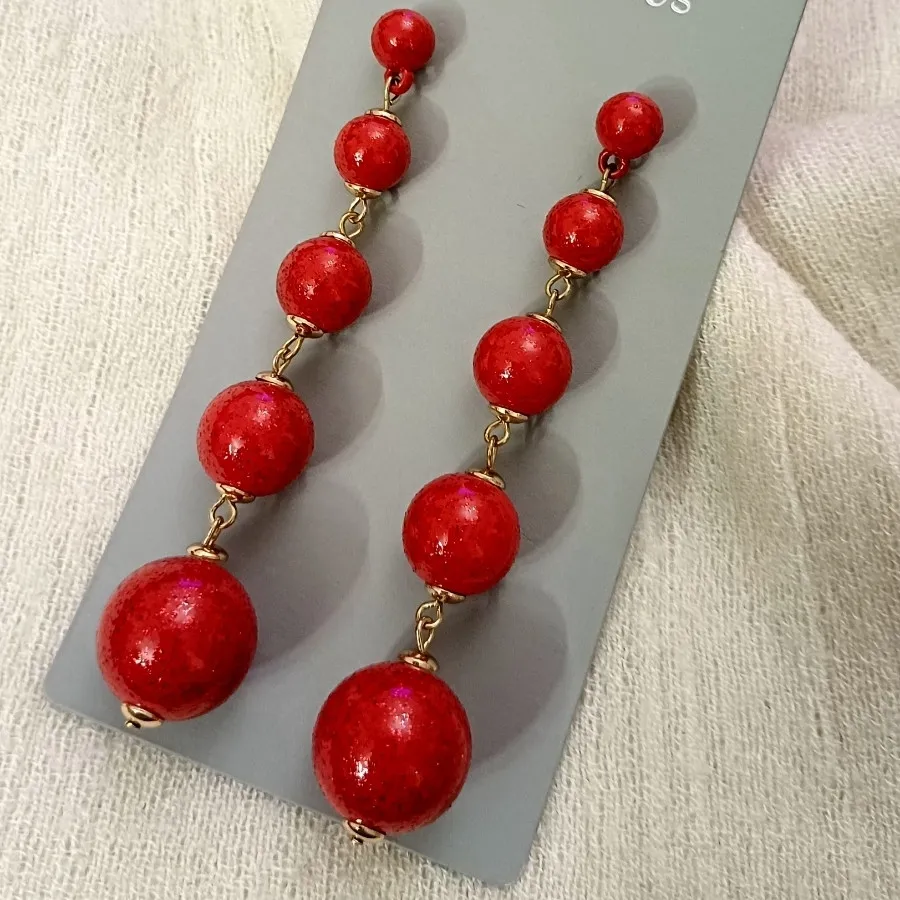 گوشواره بلند قرمز