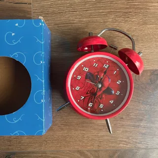 ساعت مردعنکبوتی