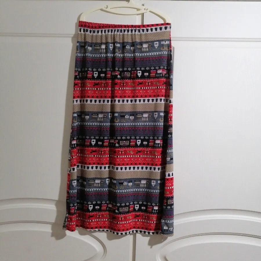 دامن طرح دار