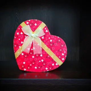 جعبه کادویی قلب⁦ ⁦♡⁠