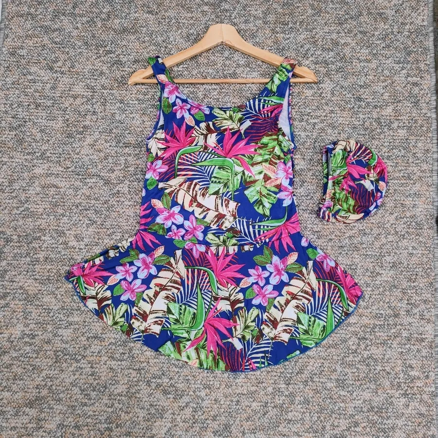 مایو کلاه دار