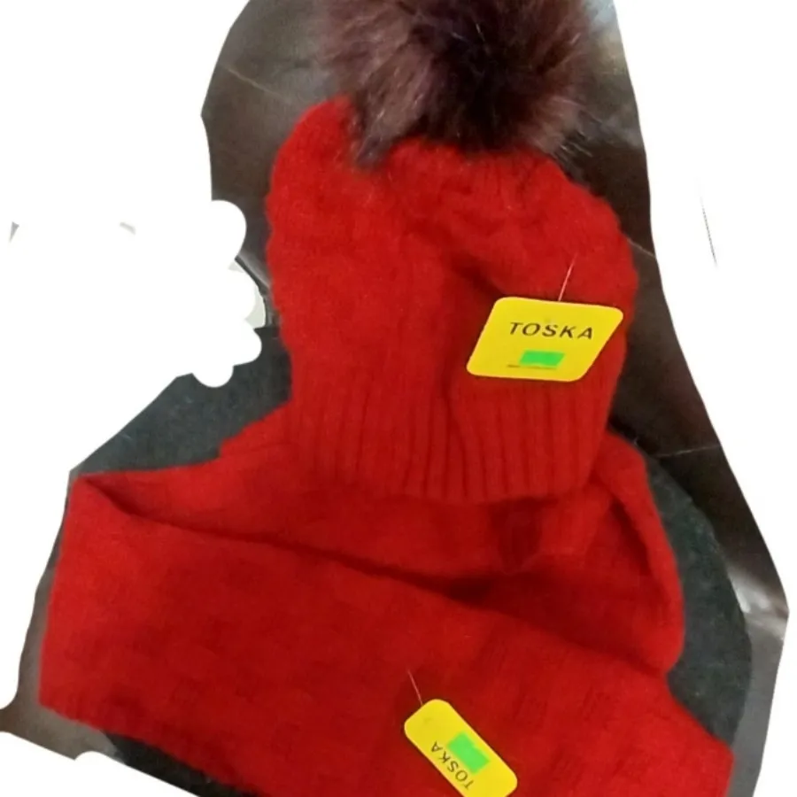 کلاه شال بلند قرمز روشن