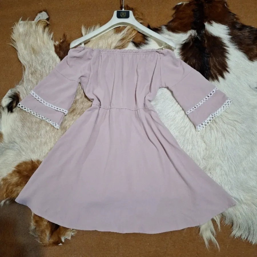 پیراهن یقه قایقی