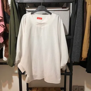 شومیز سفید آستین کلوش