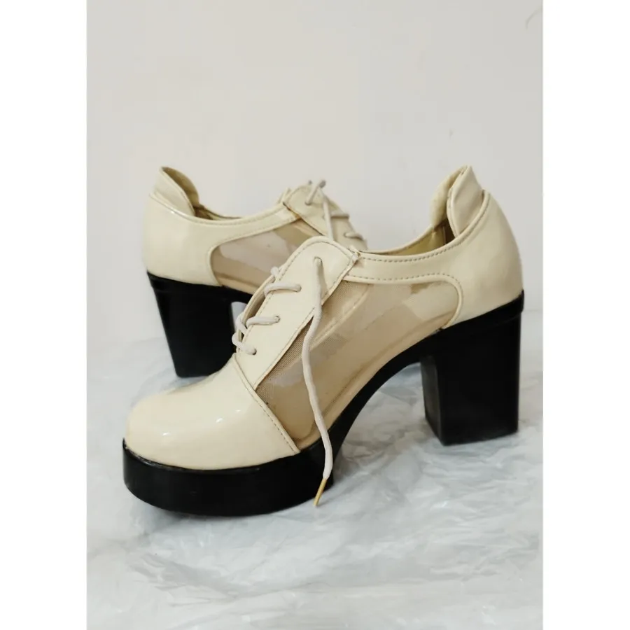 کفش ورنی کرمی