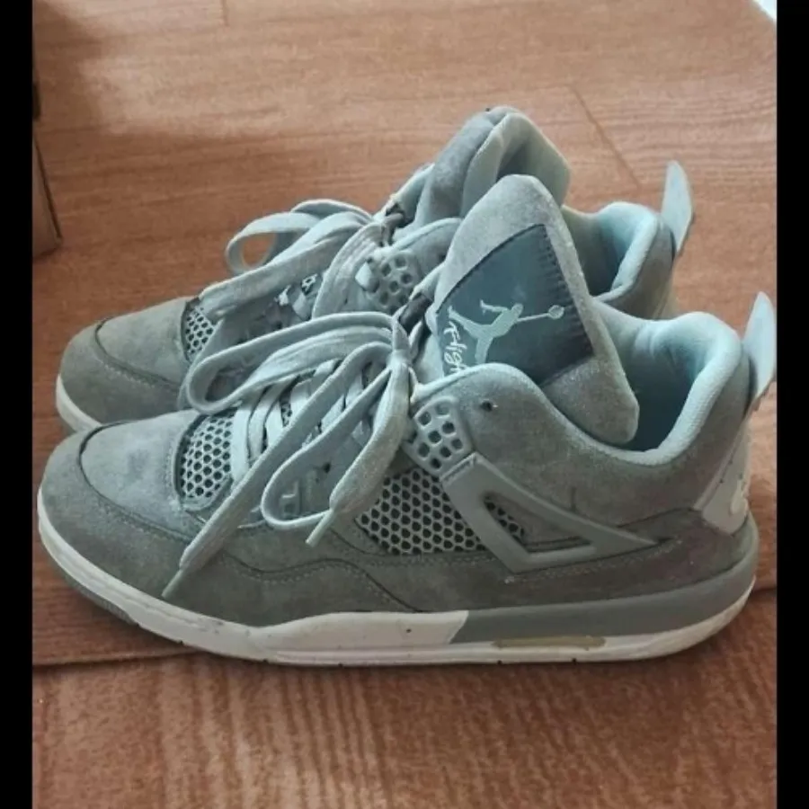 کتونی سایز 39 40