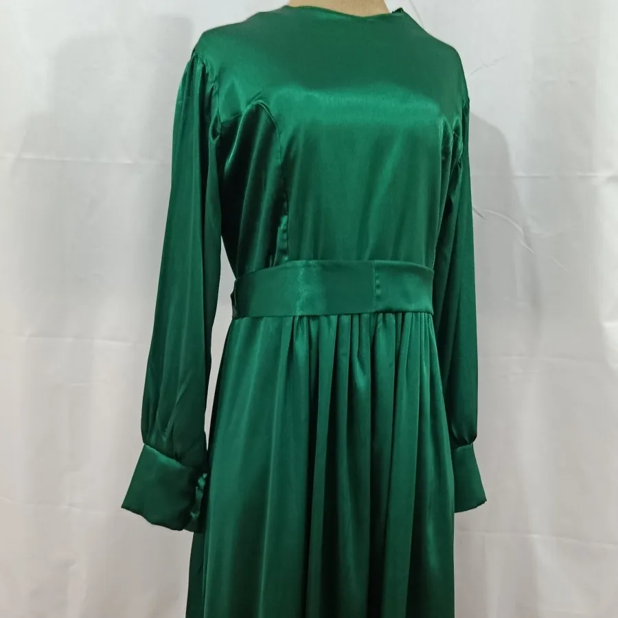 پیراهن ساتن مناسب فرمالیت