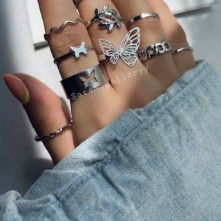 پک انگشتر طلایی و نقره ای