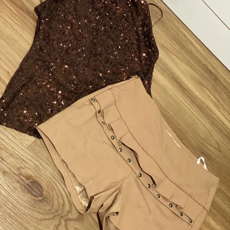 تاپ پولکی و شورتک