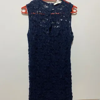 پیراهن دانتل