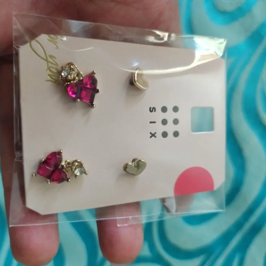 گوشواره ی سیکس