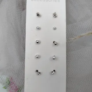 گوشواره گلگوش