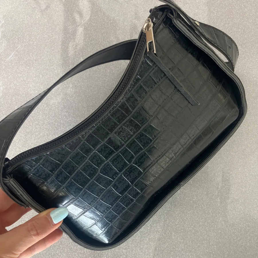 کیف بند کوتاه