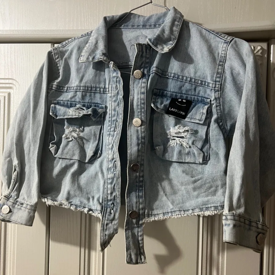 کت و‌شلوار لی دخترانه