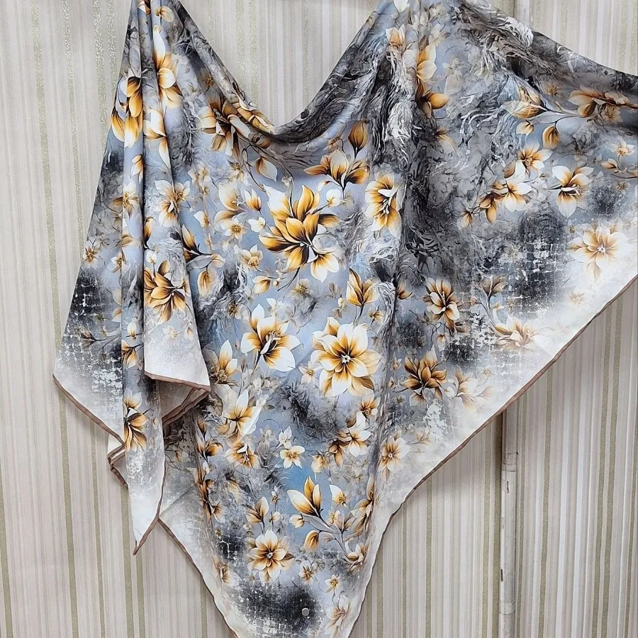 روسری دست دوز