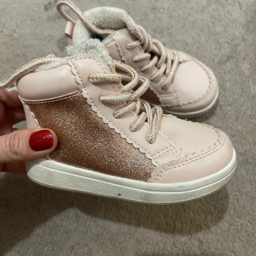 نیم بوت اچ اندام