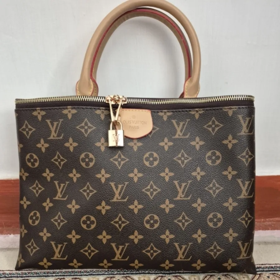 کیف مارک  ال وی