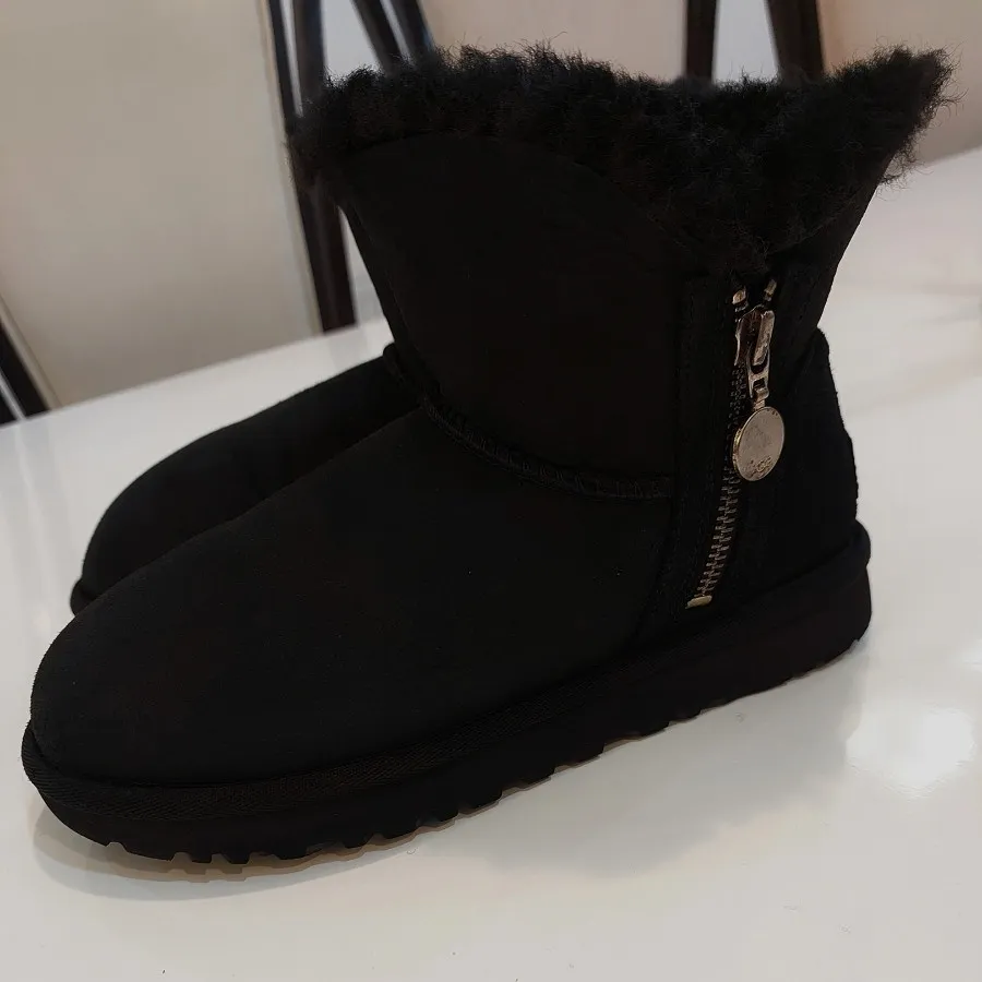 بوت آگ برند UGG