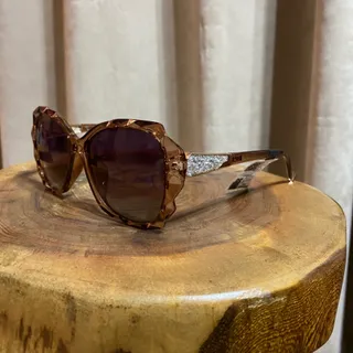 عینک قهوه‌ای