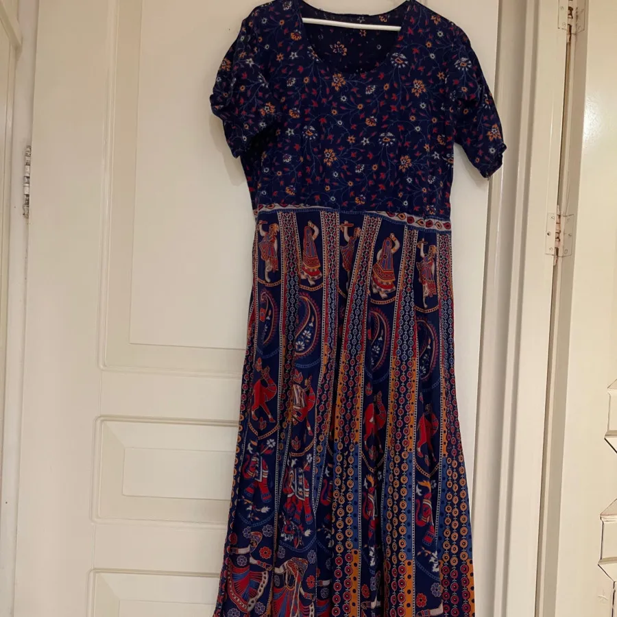 پیراهن بلند