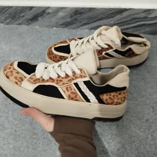 کتونی پلنگی