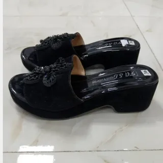 صندل زنانه مشکی