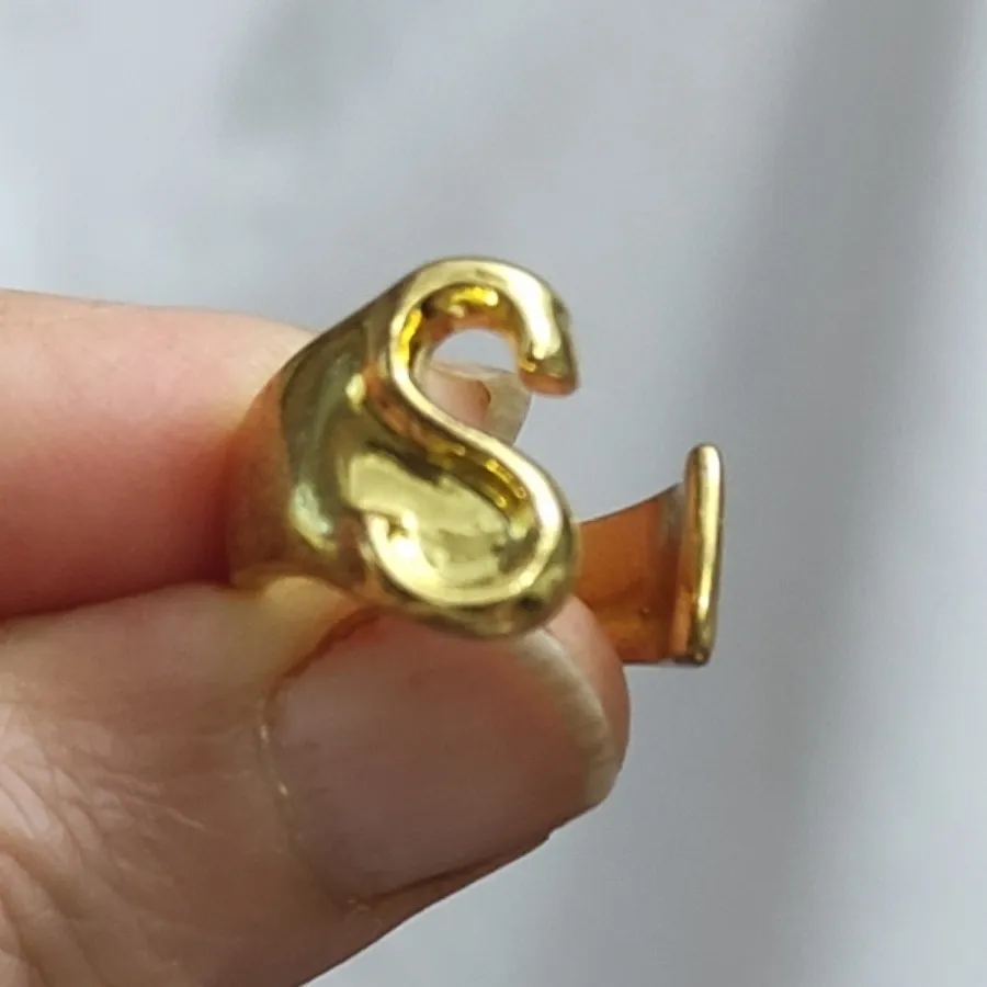 S انگشتر حرف