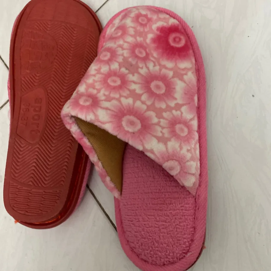 دمپایی حوله ایی